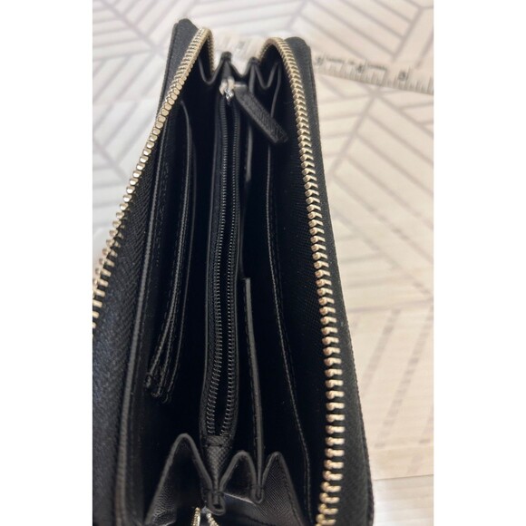 MICHAEL KORS Jet Set Black Monogram Wristlet  Wallet EUC - Picture 4 of 12